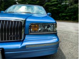 1995 Lincoln Town Car (CC-1515517) for sale in Saratoga Springs, New York