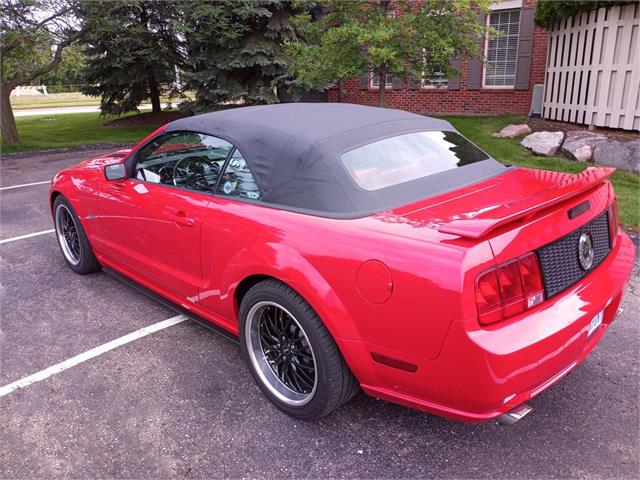 2005 Ford Mustang GT (CC-1516161) for sale in Troy, Michigan