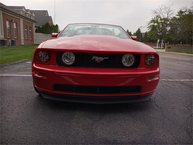 2005 Ford Mustang GT (CC-1516161) for sale in Troy, Michigan