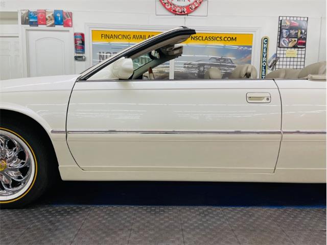 2002 Cadillac Eldorado (CC-1521442) for sale in Mundelein, Illinois