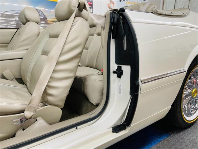 2002 Cadillac Eldorado (CC-1521442) for sale in Mundelein, Illinois