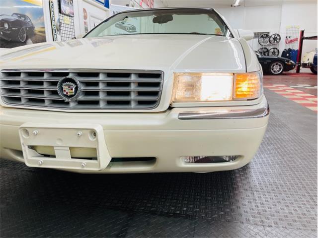 2002 Cadillac Eldorado (CC-1521442) for sale in Mundelein, Illinois