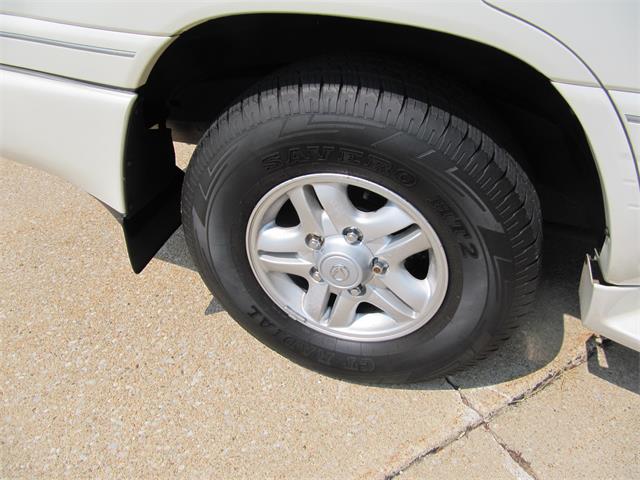 2000 Lexus LX470 (CC-1520345) for sale in Omaha, Nebraska