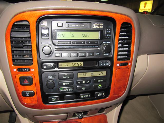 2000 Lexus LX470 (CC-1520345) for sale in Omaha, Nebraska