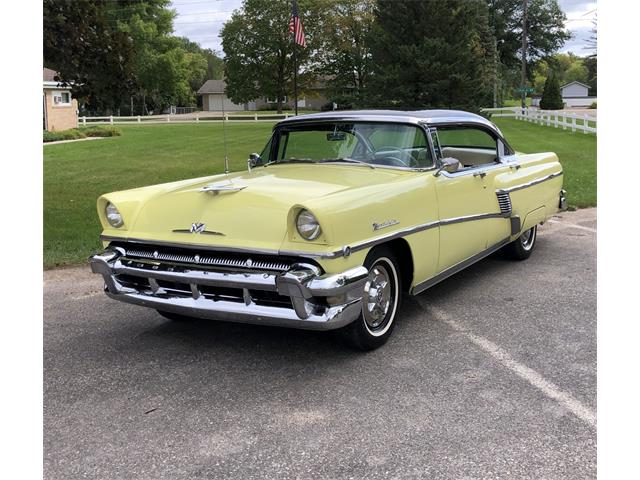 Minnesota man sells one-of-a-kind 1956 Mercury concept car to