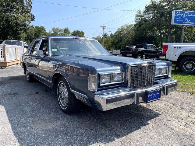 1986 Lincoln Town Car (CC-1528293) for sale in Carlisle, Pennsylvania