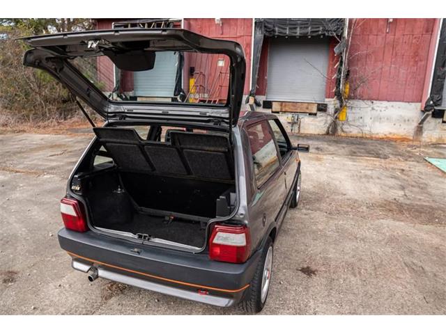 Fiat Uno (1990) - pictures, information & specs