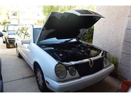 1999 Mercedes-Benz E320 (CC-1532927) for sale in Canyon Country, California