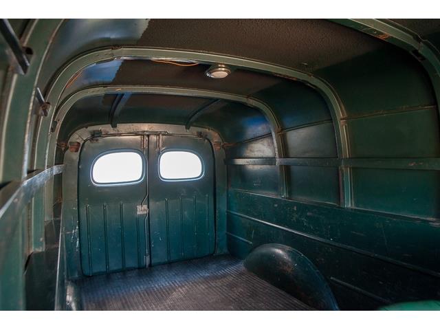 1947 International KB2 (CC-1536692) for sale in St. Louis, Missouri