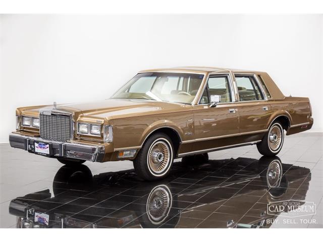 1986 Lincoln Town Car (CC-1537169) for sale in St. Louis, Missouri