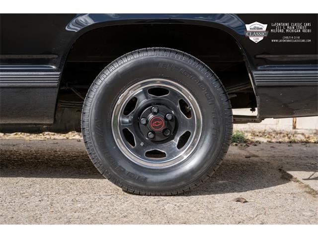 1990 Chevrolet 1500 (CC-1537312) for sale in Milford, Michigan
