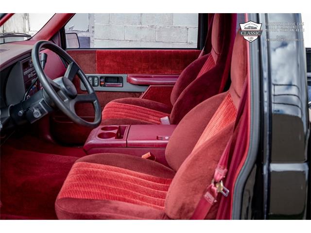 1990 Chevrolet 1500 (CC-1537312) for sale in Milford, Michigan
