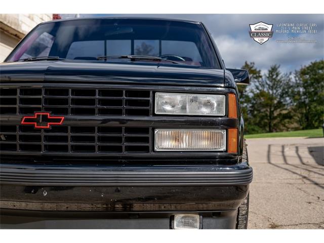 1990 Chevrolet 1500 (CC-1537312) for sale in Milford, Michigan