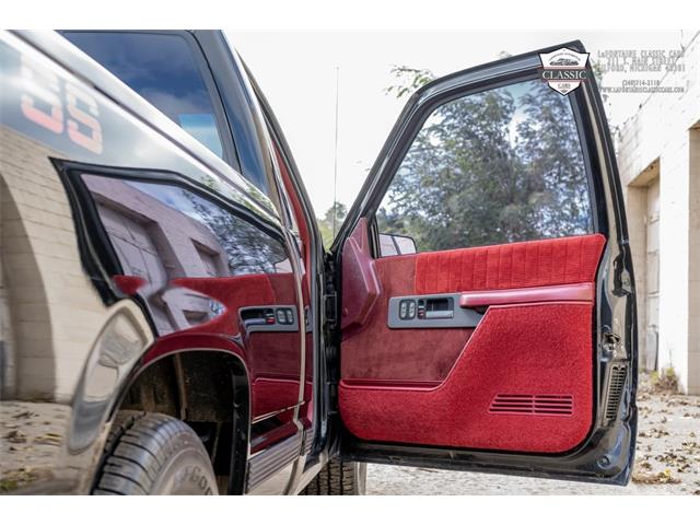 1990 Chevrolet 1500 (CC-1537312) for sale in Milford, Michigan