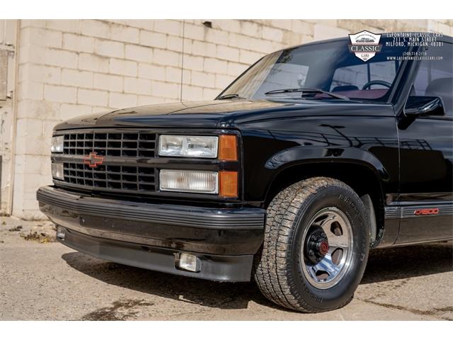 1990 Chevrolet 1500 (CC-1537312) for sale in Milford, Michigan