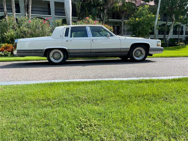 1991 Cadillac Brougham d'Elegance (CC-1538715) for sale in Providenciales, Providenciales