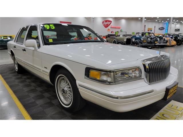 1995 Lincoln Town Car for Sale ClassicCars CC 1539262