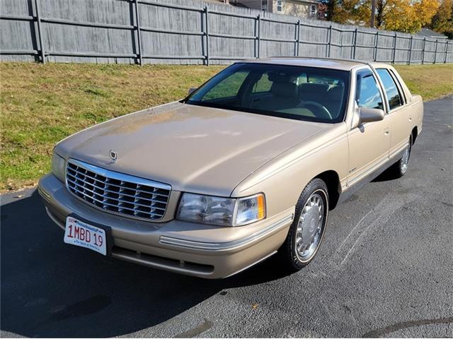 1998 Cadillac DeVille (CC-1540261) for sale in Lowell, Massachusetts