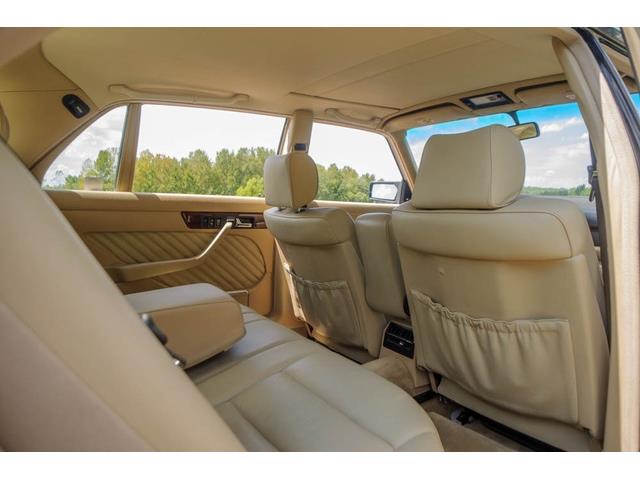 1991 Mercedes-Benz 560 (CC-1540345) for sale in St. Louis, Missouri