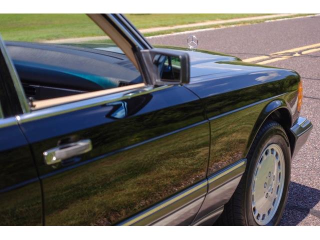 1991 Mercedes-Benz 560 (CC-1540345) for sale in St. Louis, Missouri