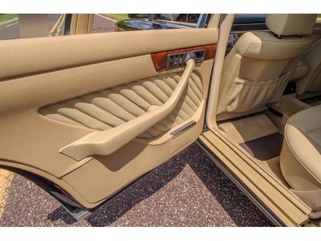 1991 Mercedes-Benz 560 (CC-1540345) for sale in St. Louis, Missouri