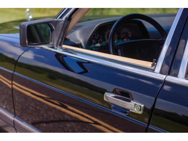 1991 Mercedes-Benz 560 (CC-1540345) for sale in St. Louis, Missouri