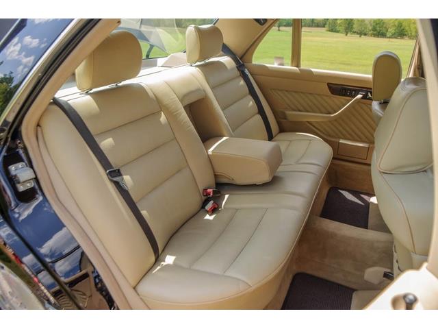 1991 Mercedes-Benz 560 (CC-1540345) for sale in St. Louis, Missouri