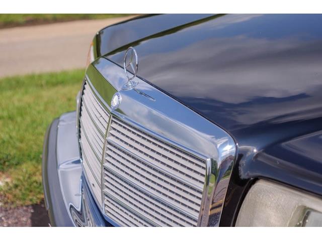 1991 Mercedes-Benz 560 (CC-1540345) for sale in St. Louis, Missouri