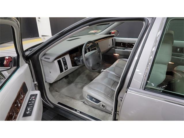 1996 Cadillac Fleetwood (CC-1547841) for sale in Mankato, Minnesota