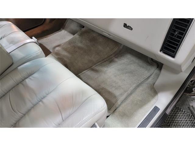 1996 Cadillac Fleetwood (CC-1547841) for sale in Mankato, Minnesota