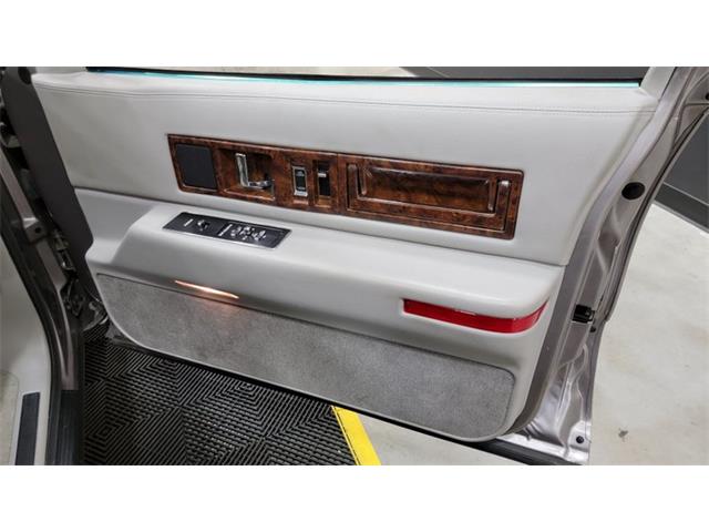 1996 Cadillac Fleetwood (CC-1547841) for sale in Mankato, Minnesota
