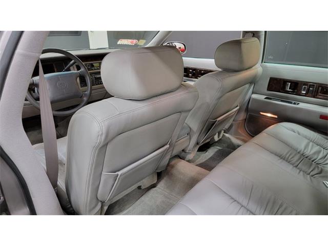 1996 Cadillac Fleetwood (CC-1547841) for sale in Mankato, Minnesota