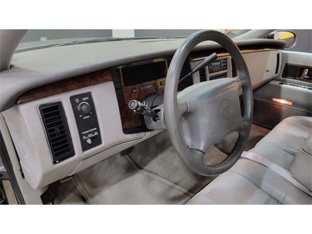 1996 Cadillac Fleetwood (CC-1547841) for sale in Mankato, Minnesota