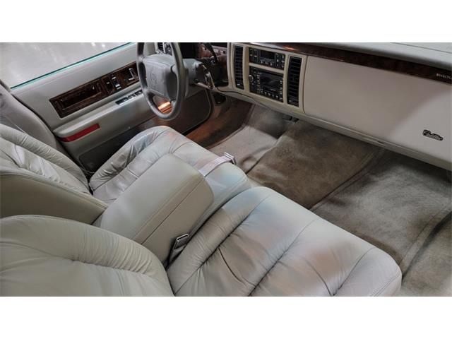 1996 Cadillac Fleetwood (CC-1547841) for sale in Mankato, Minnesota