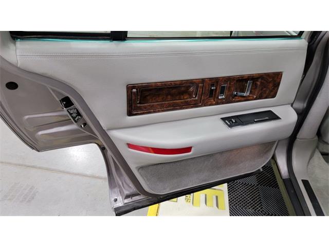 1996 Cadillac Fleetwood (CC-1547841) for sale in Mankato, Minnesota