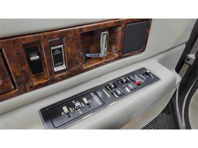 1996 Cadillac Fleetwood (CC-1547841) for sale in Mankato, Minnesota