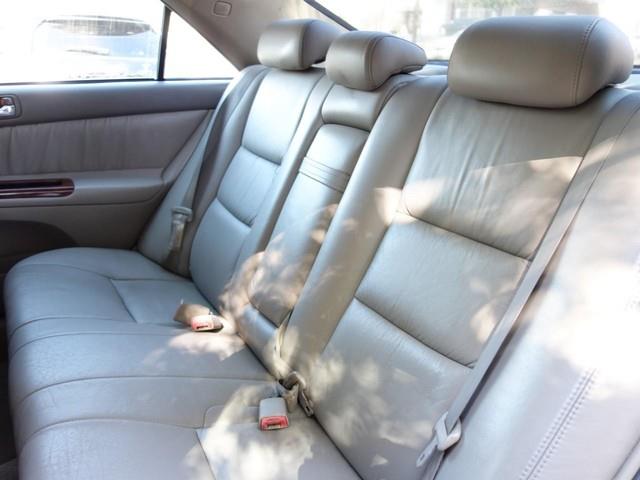 2005 toyota deals camry leather seats