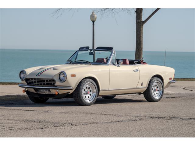 1982 Fiat 124 (CC-1549497) for sale in Rolling Meadows, Illinois