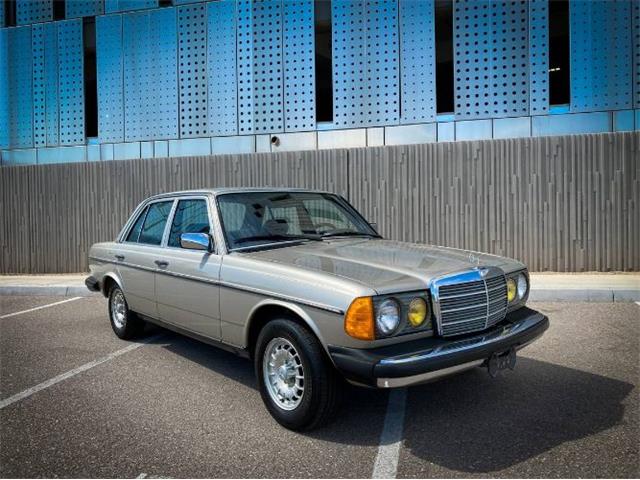 1985 Mercedes-Benz 300D (CC-1550162) for sale in Cadillac, Michigan