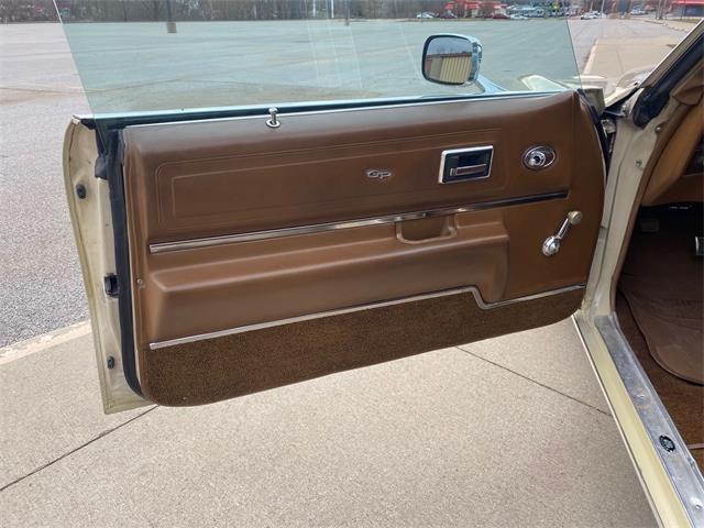 1971 Pontiac Grand Prix (CC-1552437) for sale in Davenport, Iowa