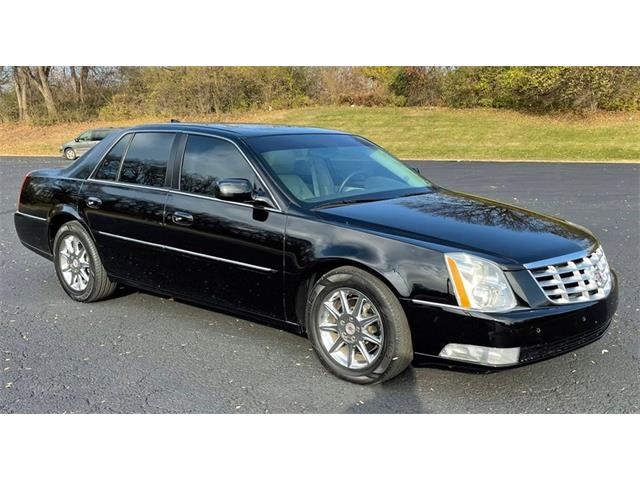 2010 Cadillac DTS (CC-1553520) for sale in West Chester, Pennsylvania