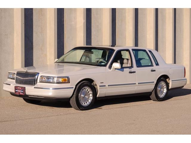 1996 Lincoln Town Car (CC-1553928) for sale in St. Louis, Missouri