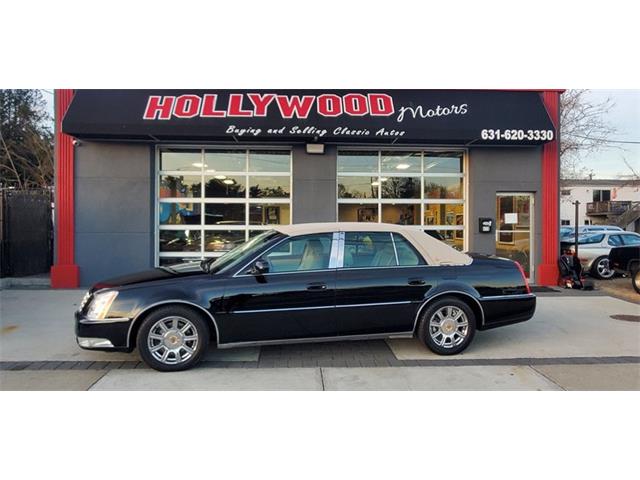 2011 Cadillac DTS (CC-1553981) for sale in West Babylon, New York