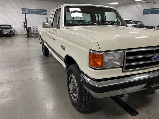 1990 Ford F250 (CC-1554776) for sale in Holland , Michigan