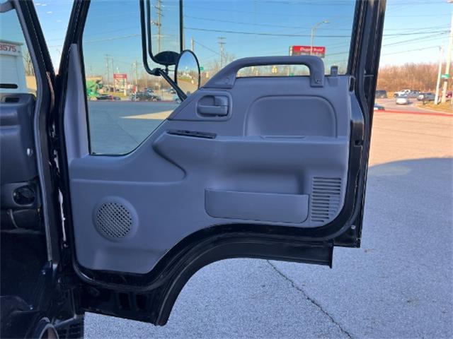 2006 Isuzu NPR (CC-1554963) for sale in Columbus, Ohio
