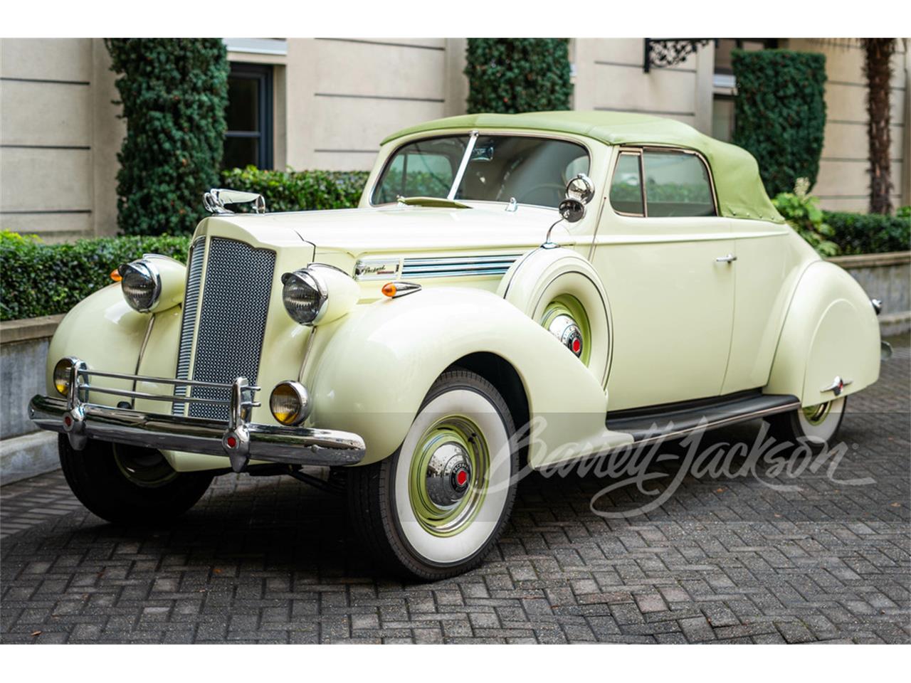 29884480-1938-packard-120-std.jpg