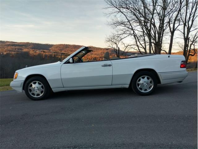 1995 Mercedes-Benz E320 (CC-1559718) for sale in Cookeville, Tennessee