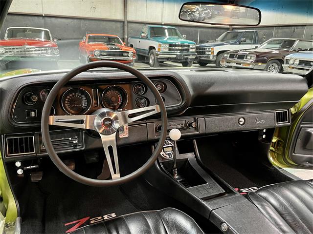 71 2024 camaro dash