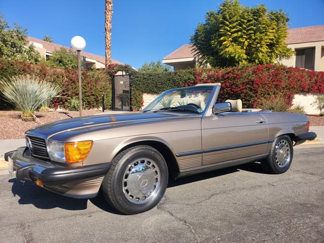 1988 Mercedes-Benz 560SL (CC-1562577) for sale in Palm Springs, California