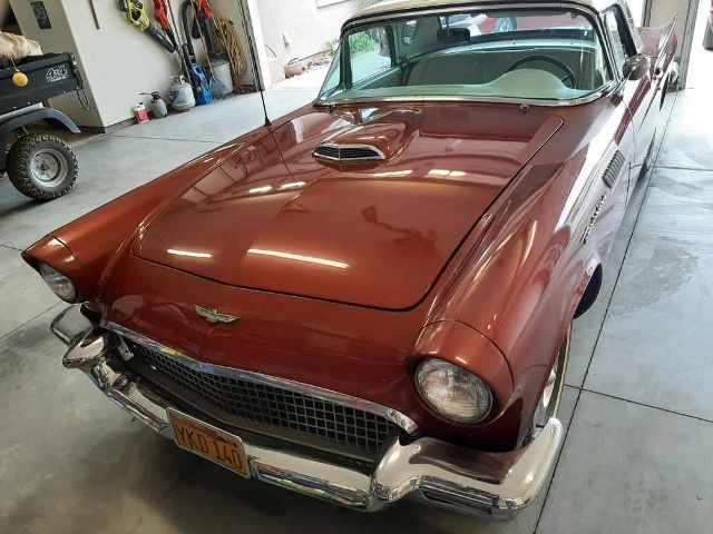 1957 Ford Thunderbird (CC-1562643) for sale in Palm Springs, California